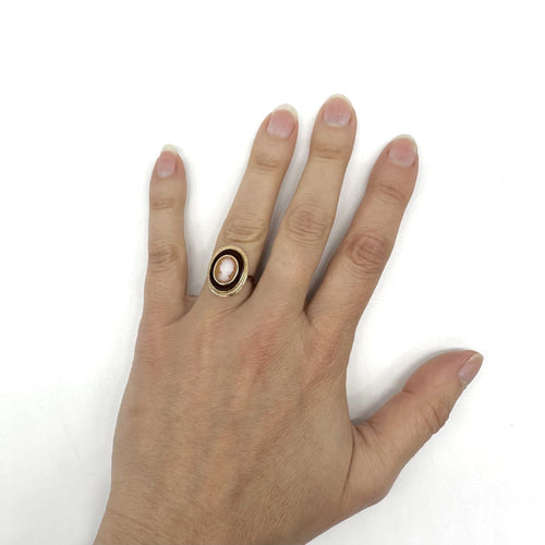 Bague 50 Bague camée or jaune, coquille et agate 58 Facettes Z15B51441