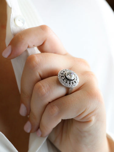 Bague 53 Bague cible double entourage diamants taille ancienne 2 carats 58 Facettes 1153.16