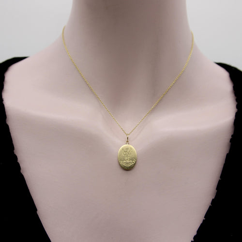 Pendentif aigle Ave Maria gravé à la main en or jaune victorien