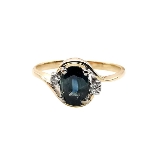 Bague 53 Bague or jaune, saphir et diamants 58 Facettes