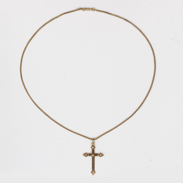 Pendentif Croix ancienne émail noir perles fines et sa chaine 58 Facettes 24-144