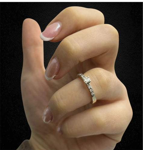 Bague Bague en or blanc et diamants de Biandrate Gioielli 58 Facettes