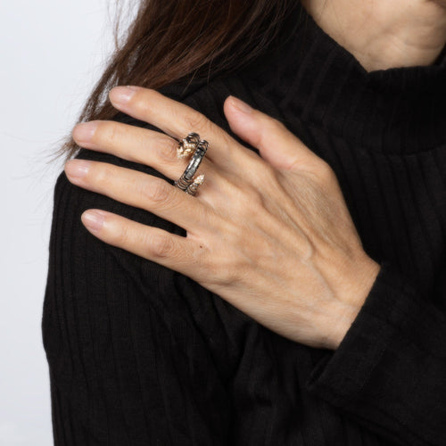 Bague Bague Bulgari Serpenti Tubogas en or 18 carats et acier flexible, taille 9, bijou d'occasion représentant un serpent 58 Facettes G14146