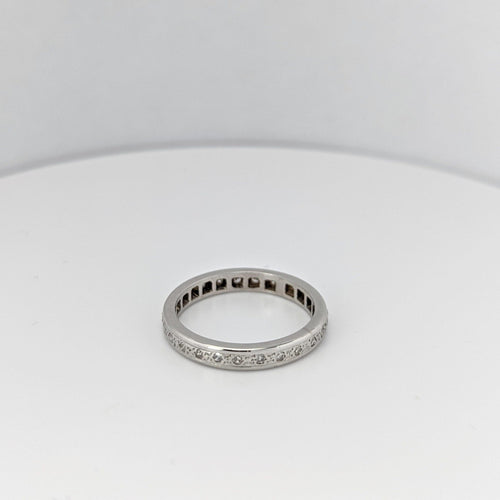 Bague 53 Alliance en or blanc et diamants 58 Facettes 24507