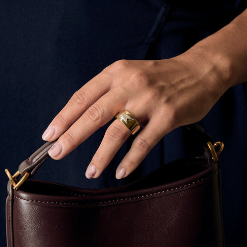 Bague Mauboussin "étoile divine" en or jaune et diamants