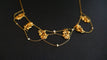 Collier Collerette Motifs De Roses Et Ornée De Perles, Or Jaune 58 Facettes