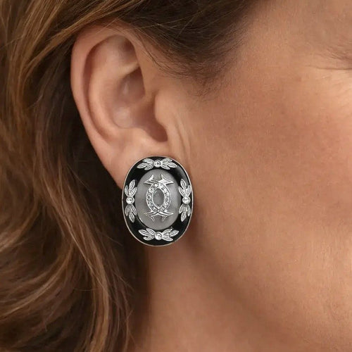 Boucles d'oreilles Boucles d'oreilles vintage en platine ornées d'onyx, de cristal de roche et de diamants 58 Facettes OR190