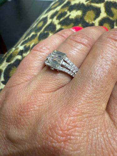 Bague 54 Bague Or blanc - Diamants baguette 58 Facettes 1.0000666/1