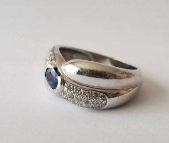 53 Bague or blanc saphir diamants 58 Facettes