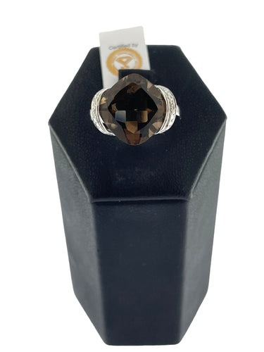 Bague 53 Bague cocktail en or blanc, diamants et quartz fumé 58 Facettes