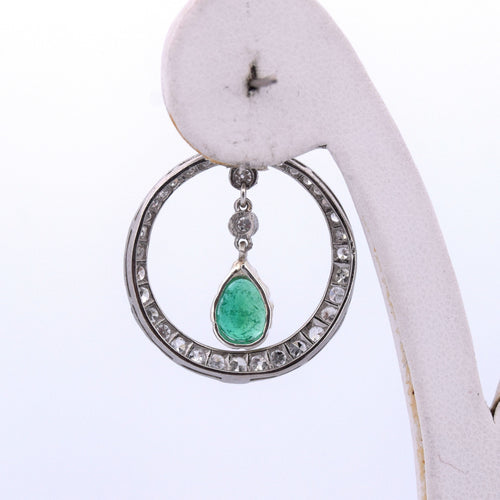 Boucles d'oreilles Boucles d'oreilles vintage en platine avec émeraudes et diamants 58 Facettes