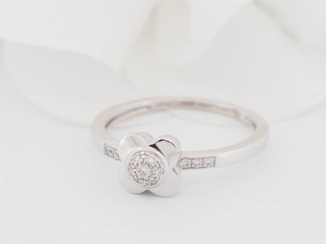 Bague 56 Bague Mauboussin Trop Chance en or blanc et diamants 58 Facettes 30567