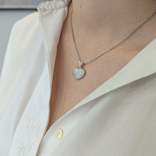 Pendentif Pendentif Coeurs en or blanc et diamants 58 Facettes 33375