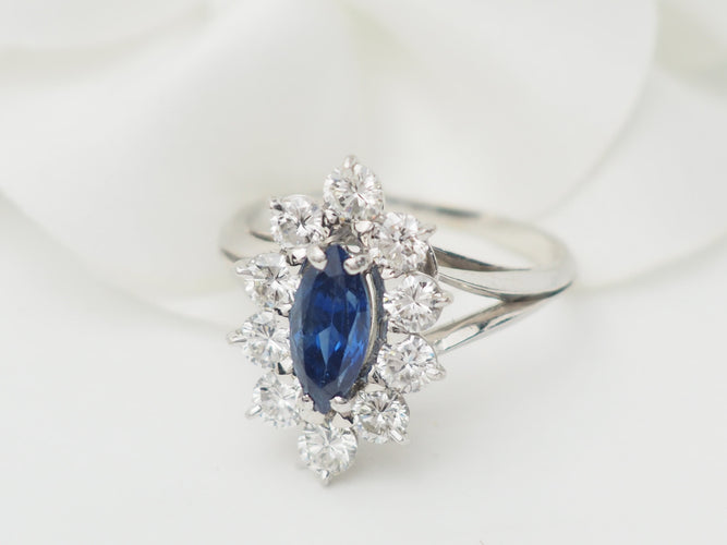 Bague 56 Bague marquise en or blanc, saphir et diamants 58 Facettes 33283