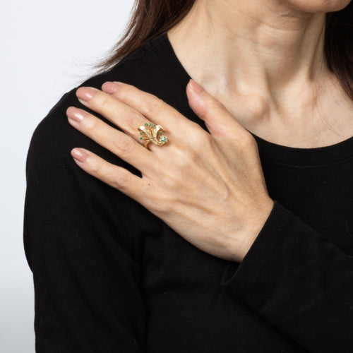 Bague 52 Bague vintage en or avec émeraude et volutes, style cocktail, années 60 58 Facettes G14070