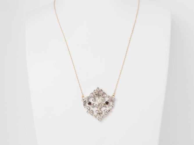 Collier Collier volutes en or jaune et argent, grenat diamants et perle 58 Facettes 33049