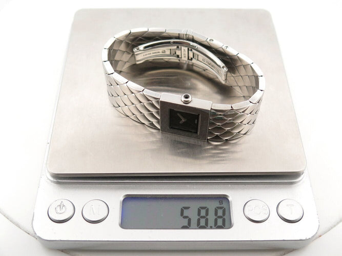 Montre vintage montre CHANEL matelasse h0009 19mm en acier quartz lady 58 Facettes 271264