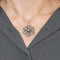 Pendentif Pendentif en or blanc et diamants 58 Facettes CHOL1135