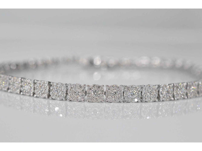 Bracelet Bracelet tennis en or blanc avec diamants 58 Facettes 2070