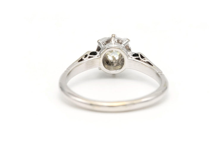 Bague 53 Bague Art Déco en or blanc sertie d'un diamant 58 Facettes B605