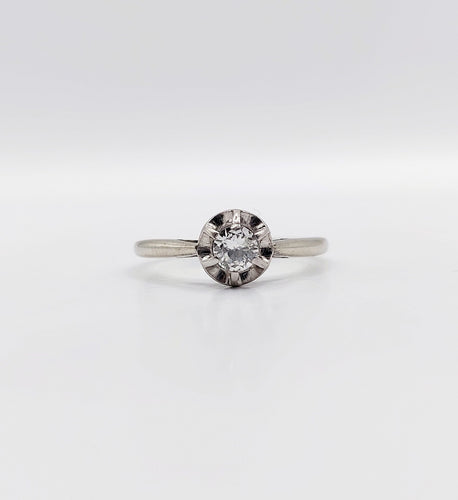 Bague 53 Bague solitaire art deco or blanc 18k diamant 0,22 carat (circa 1930) 58 Facettes A06143