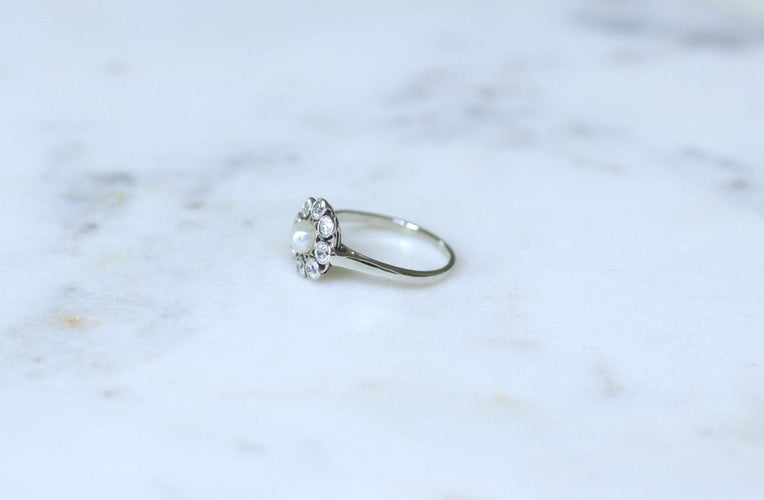 Bague 55.5 Bague Marguerite Ancienne Perle Bouton et Diamant 58 Facettes