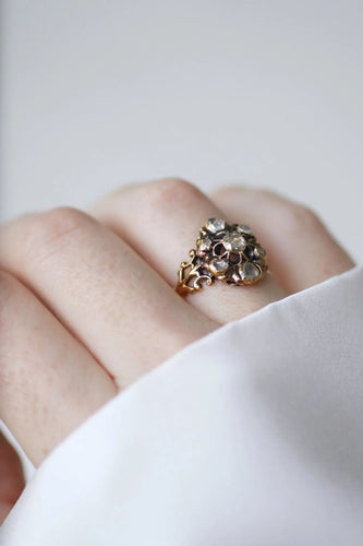 Bague Bague marguerite ancienne en or et diamants taille rose 58 Facettes