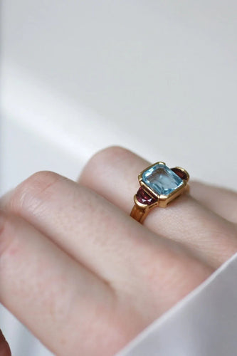 Bague 51.5 Bague Topaze et Grenats Or Jaune 58 Facettes