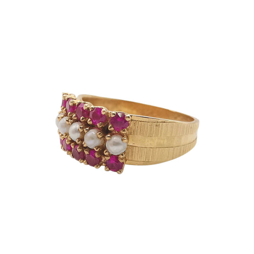 Bague or jaune, perles et rubis