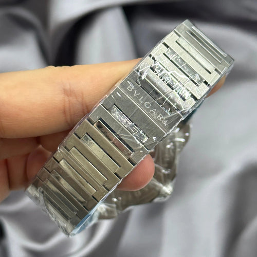 Montre BVLGARI - Montre Octo Roma 103740 GRIS 58 Facettes