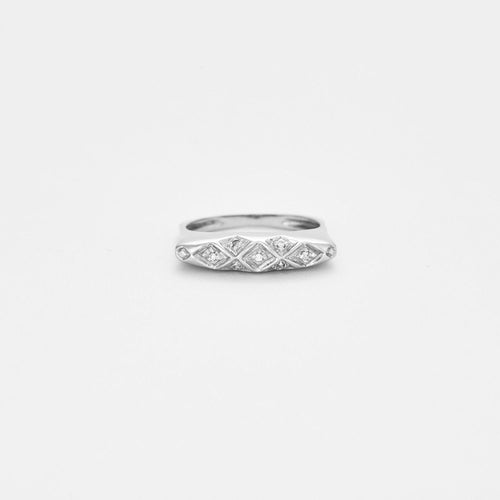 Bague 55 Bague en or blanc et diamants 58 Facettes 2527