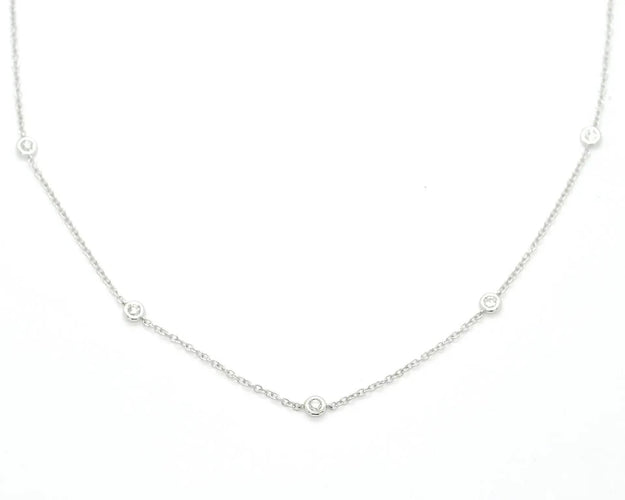 Collier Collier en or blanc et diamants 0,33 ct 58 Facettes 12942