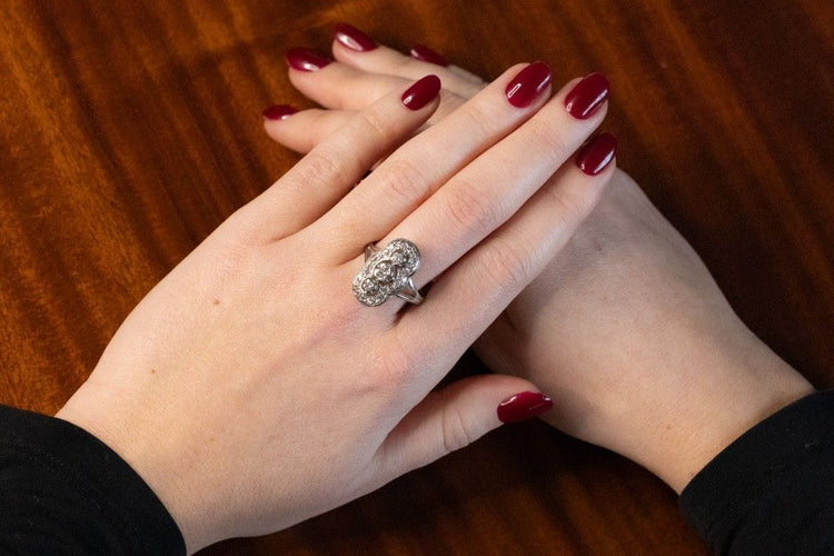 Bague 61 Bague en or blanc de style Art déco avec diamants 58 Facettes 10663