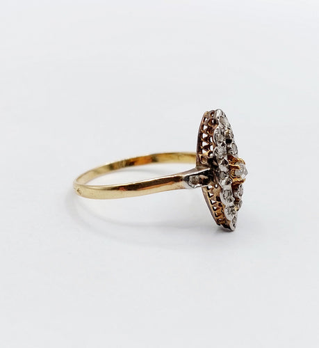 Bague marquise or jaune, platine et diamants (circa 1900)