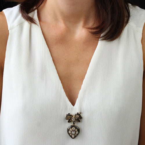 Broche Broche pendentif médaillon émail noir diamants Napoléon III 58 Facettes 24-243