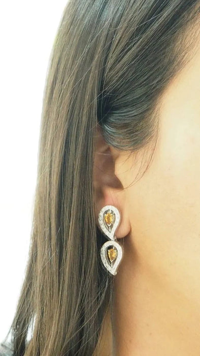 Boucles d'oreilles Pendants d'oreilles or blanc, citrines et diamants 58 Facettes 32804