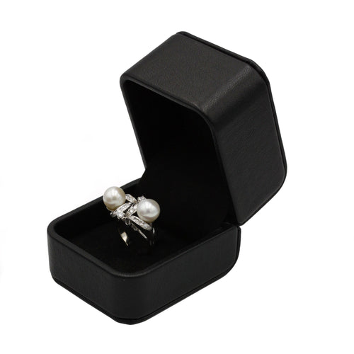 Bague 55 Bague or, diamants et perles 58 Facettes 1176