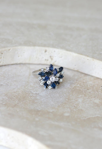 Bague 58.5 Bague Fil Cocktail Saphir et Diamants sur Or Blanc 58 Facettes