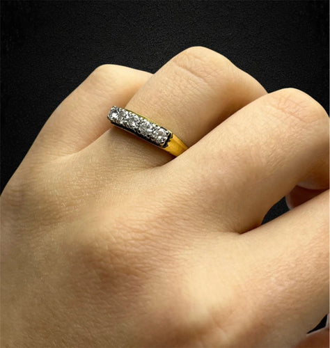 Bague Bague rivière en or jaune des années 1930 avec diamants « Vieille Europe » 58 Facettes