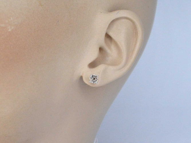 Boucles d'oreilles Boucles d'oreilles en or blanc avec morganite 58 Facettes 2195