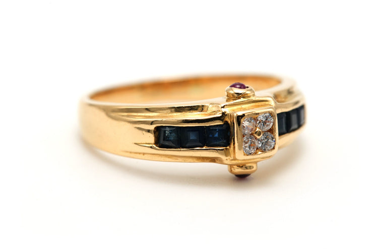 Bague 52 Bague contemporaine en or jaune 18 carats sertie de saphirs, de rubis et de diamants "taille" brillant (+-0.056ct) 58 Facettes 23176