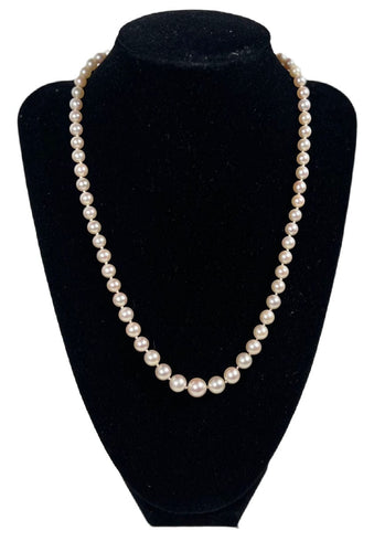 Collier 65 perles de culture Akoya fermoir or 46 CM