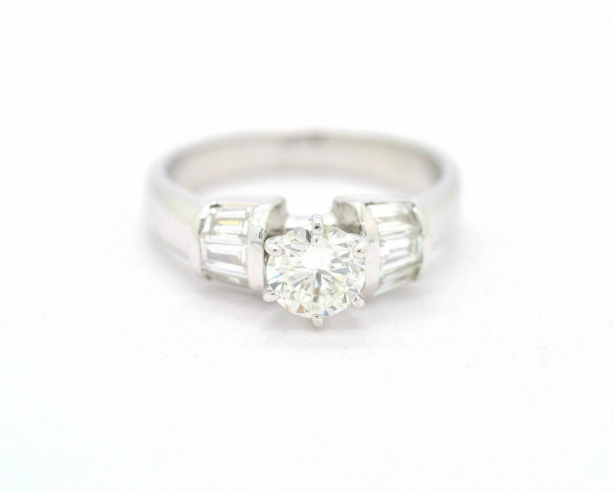 Bague Anello solitario ct 0,80 e baguette laterali 58 Facettes