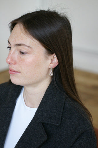 Boucles d'oreilles Boucles d'Oreilles Dormeuses Goutte Art Déco Diamants 58 Facettes