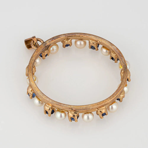 Pendentif Pendentif vintage en forme de cercle avec perles de culture et saphir 58 Facettes G13631