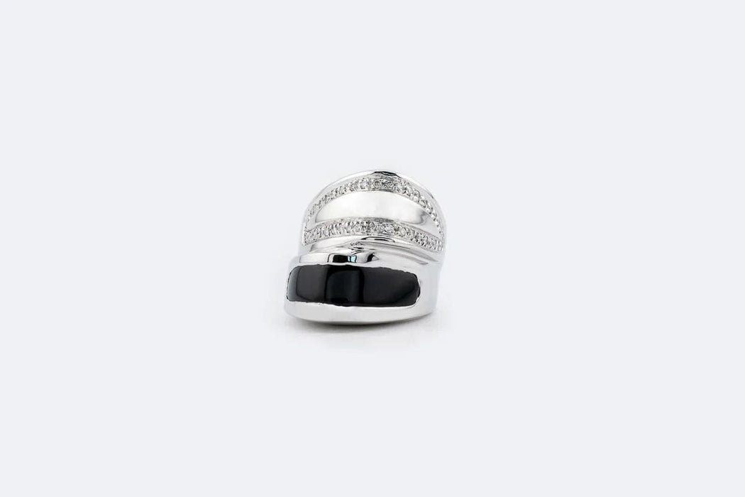 Bague 47 Bague en or blanc avec onyx et diamants 58 Facettes ANL766