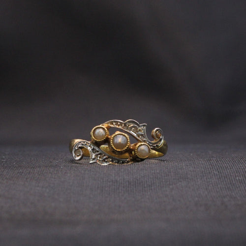 Bague Bague trilogie de perles fines et diamants sertie sur or jaune et blanc 58 Facettes