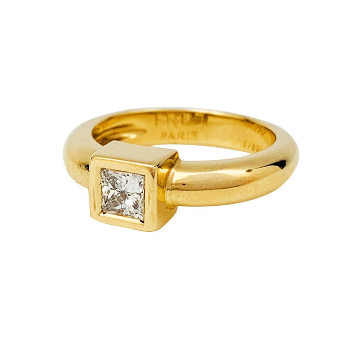 Bague 52 Solitaire Fred Paris diamant princesse, or jaune. 58 Facettes 33668