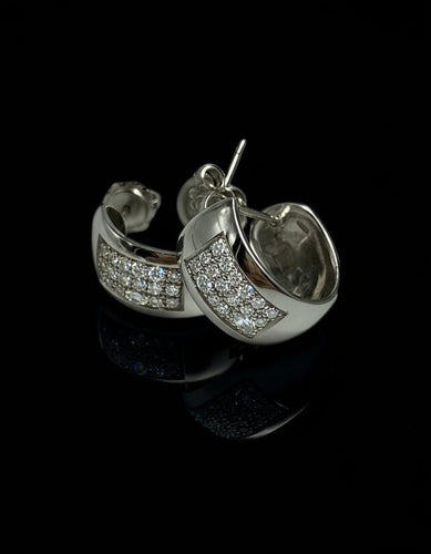 Boucles d'oreilles Boucles d'oreilles en or blanc serties de diamants, années 1990 58 Facettes