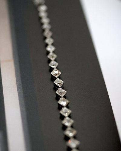 Bracelet Bracelet Rivière Or blanc et diamants 58 Facettes A11362